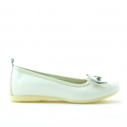 Kinderschuhe 141 Lack Beige