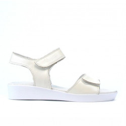 Kindersandalen 532 Perlmutt Beige