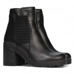 Damenstiefel 3345 schwarz
