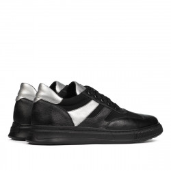 Schwarze Sportschuhe 928 kombiniert
