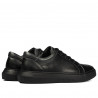 Schwarze kombinierte Sportschuhe 943