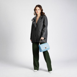 Damentasche Schultertasche 005g hellblau lifestyle