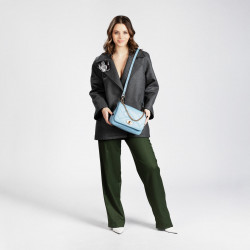 Damentasche Schultertasche 005g hellblau lifestyle