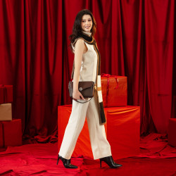 Damentasche Schultertasche 015g 01 braun kombiniert lifestyle