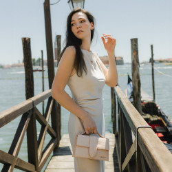 Damentasche Schultertasche 028g Croco Beige lifestyle