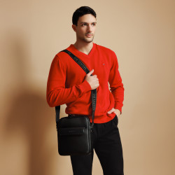 Herren-Schultertasche 303g 01 schwarz lifestyle