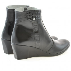 Damenstiefeletten 239 Lack Schwarz
