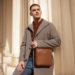 Herren-Umhängetasche 304g 01 Cognac Braun lifestyle