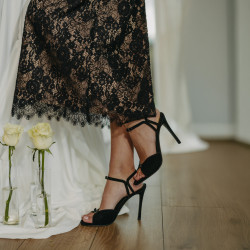 Damensandalen 1365 schwarz Velours lifestyle